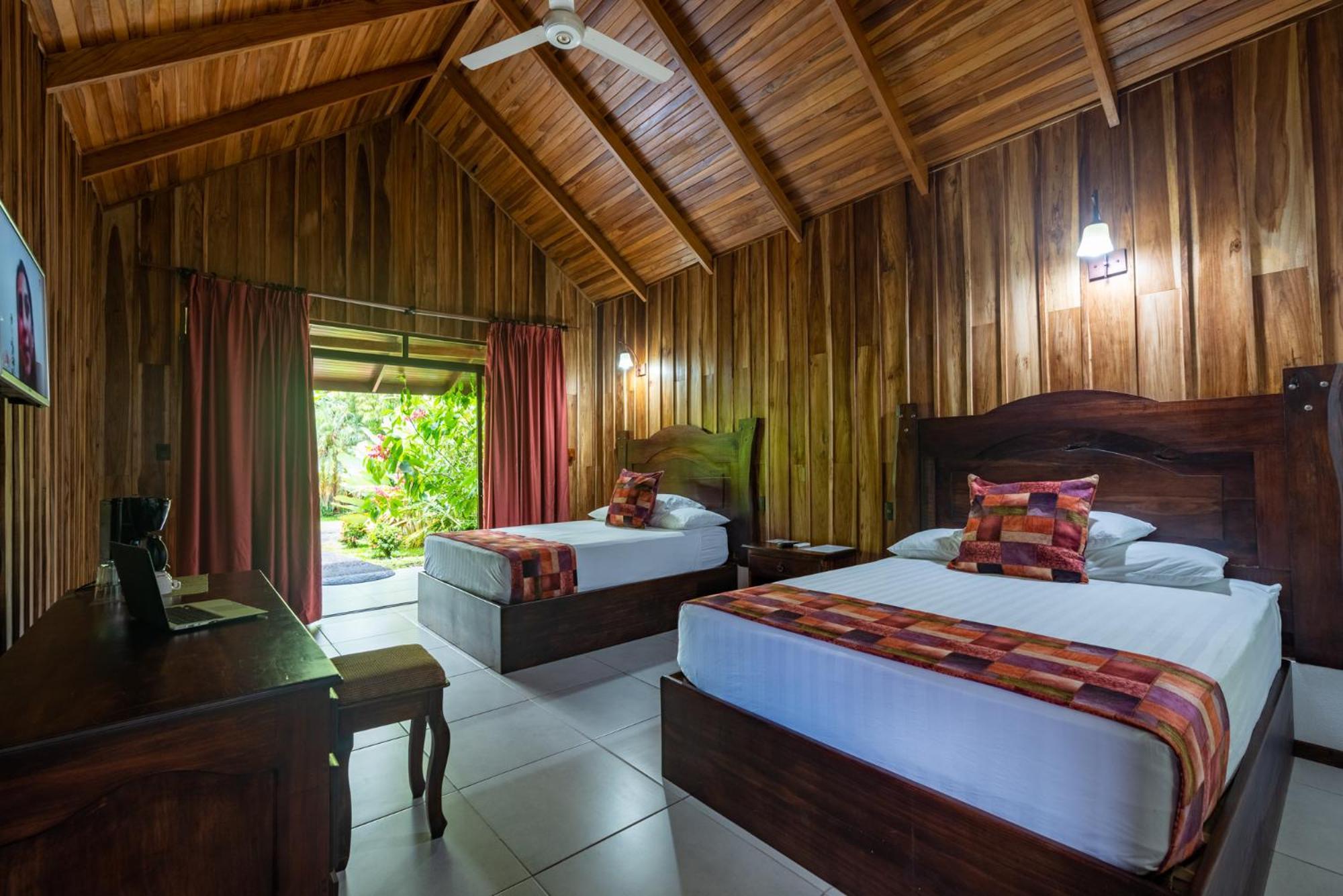 Arenal History Inn La Fortuna Zewnętrze zdjęcie